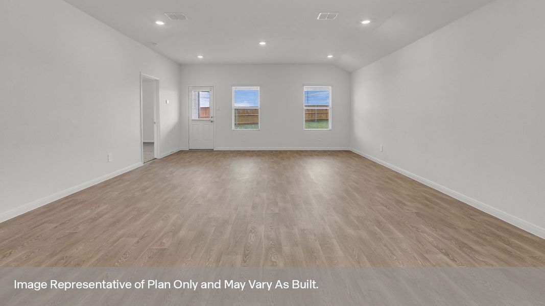 Spacious, unfurnished interior of a new home in Trace, San Marcos (Image 14). Spacious, unfurnished interior of a new home in Trace, San Marcos (Image 14).