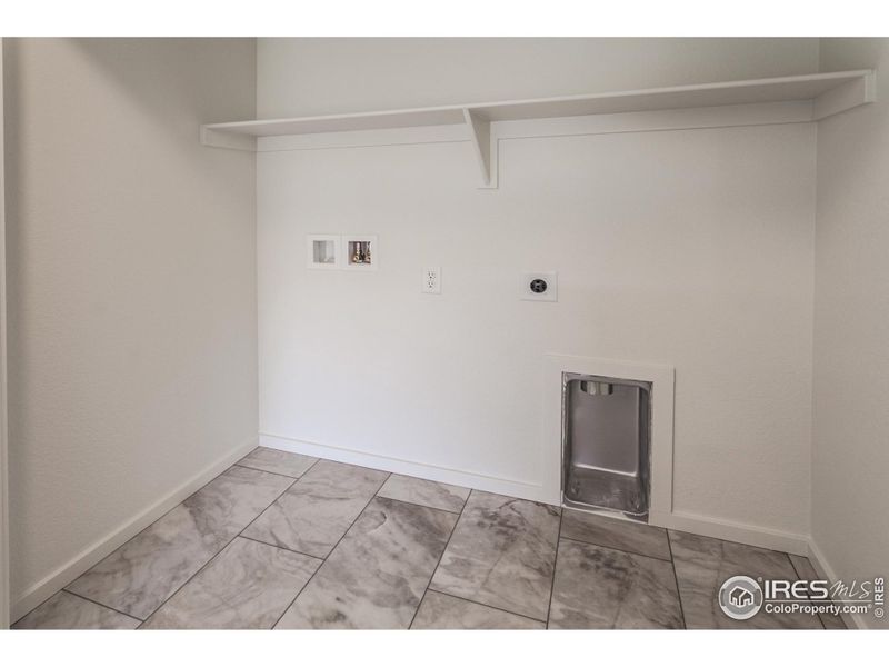 LAUNDRY ROOM LAUNDRY ROOM