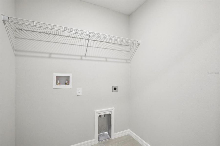 Spacious, unfurnished interior of a new home in Berry Bay, Wimauma (Image 32).