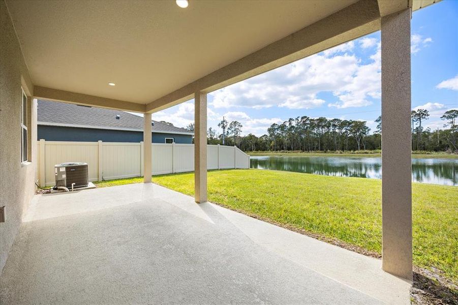 Exterior details and patio area of a home in Hickory Ranch, Auburndale (Image 3).