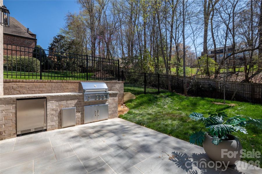 Exterior details and patio area of a home in , Charlotte (Image 3).