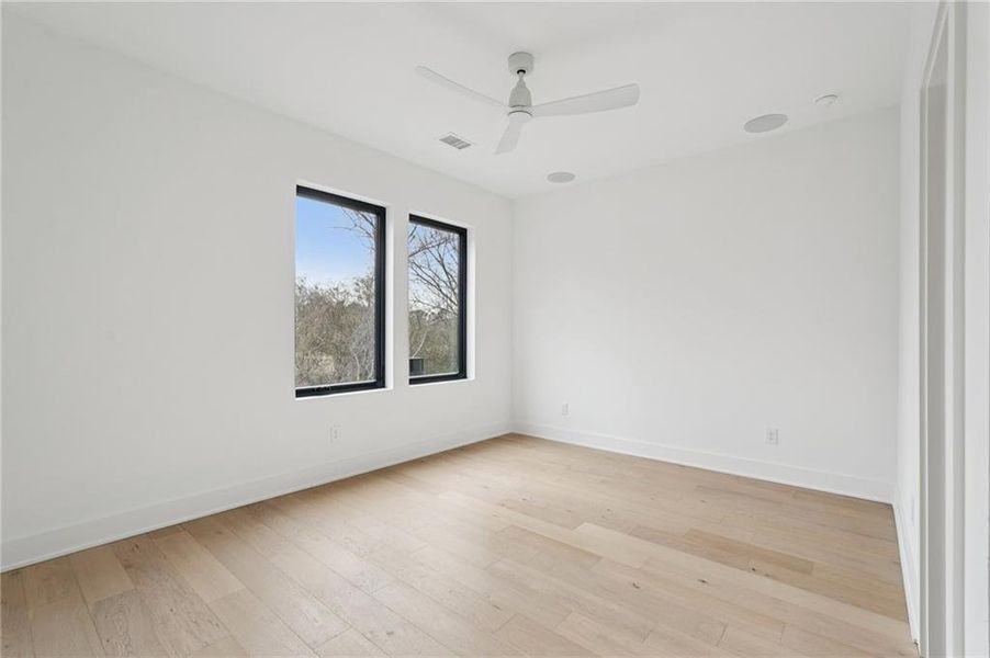 Spacious, unfurnished interior of a new home in , Roswell (Image 82).