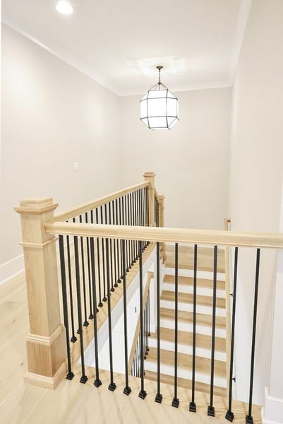 Spacious, unfurnished interior of a new home in Hidden River, Signal Mountain (Image 108). Spacious, unfurnished interior of a new home in Hidden River, Signal Mountain (Image 108).