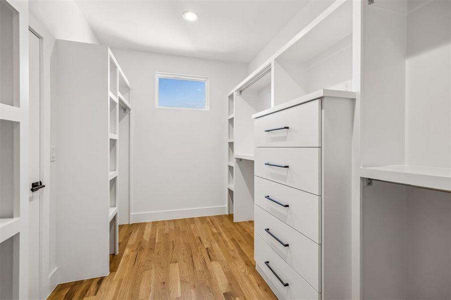 Spacious, unfurnished interior of a new home in , Dallas (Image 23). Spacious, unfurnished interior of a new home in , Dallas (Image 23).