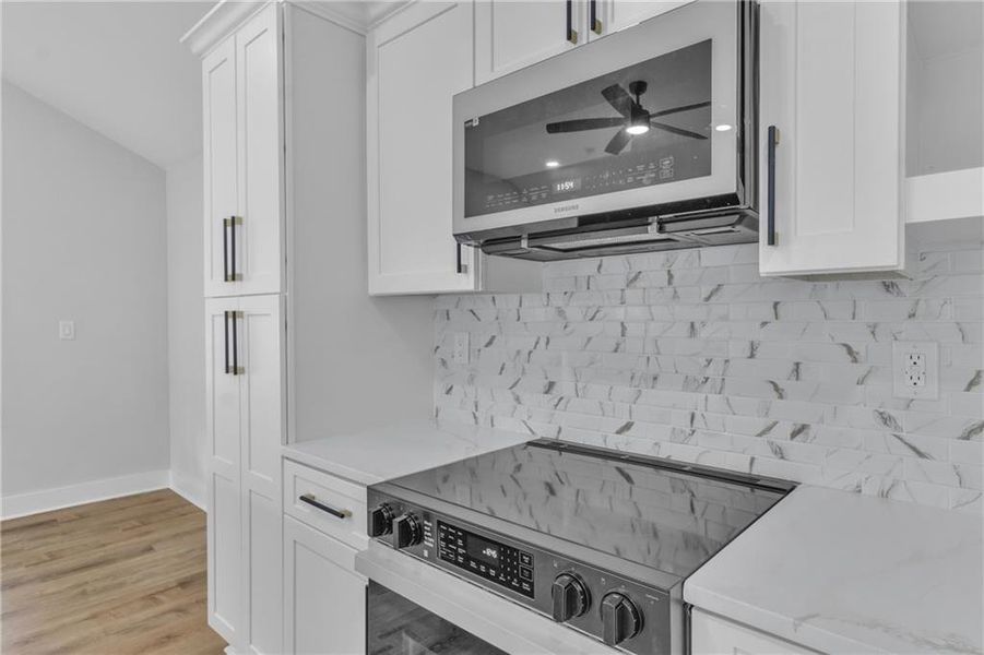 Furnished interior view inside a new home in , Atlanta (Image 7).