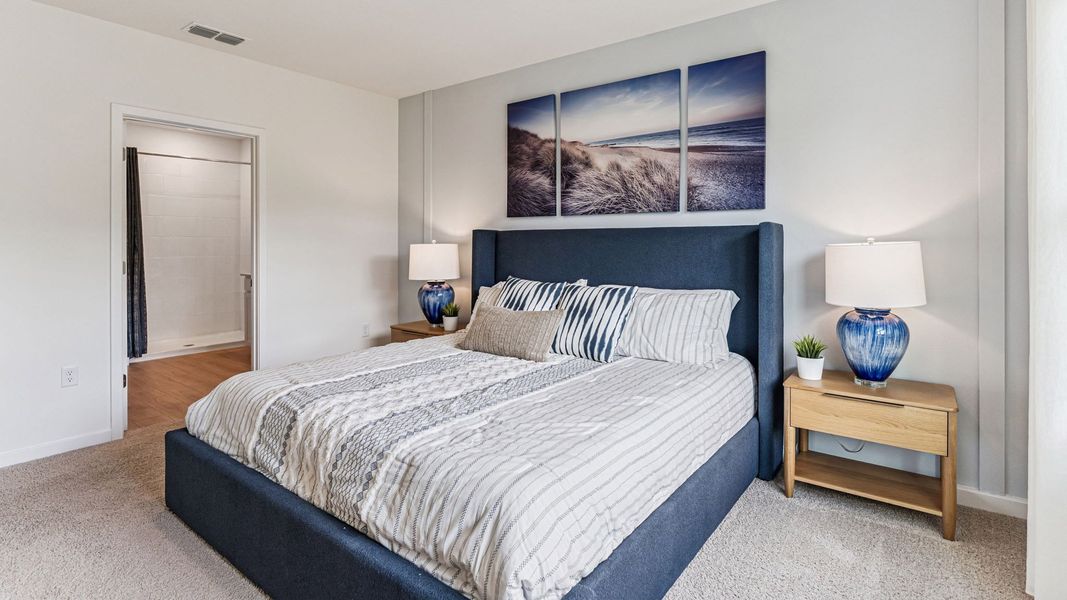 Furnished interior view inside a new home in Ironwood, Daytona Beach (Image 9).