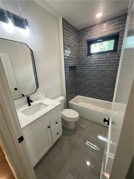 Furnished interior view inside a new home in , Lawrenceville (Image 7).