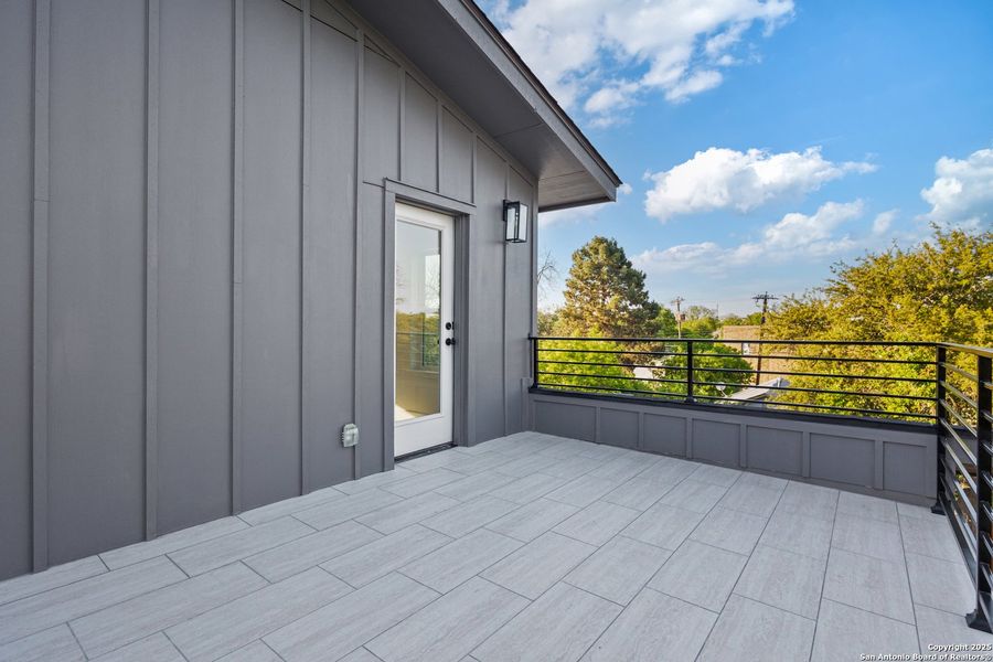 Exterior details and patio area of a home in , San Antonio (Image 26).