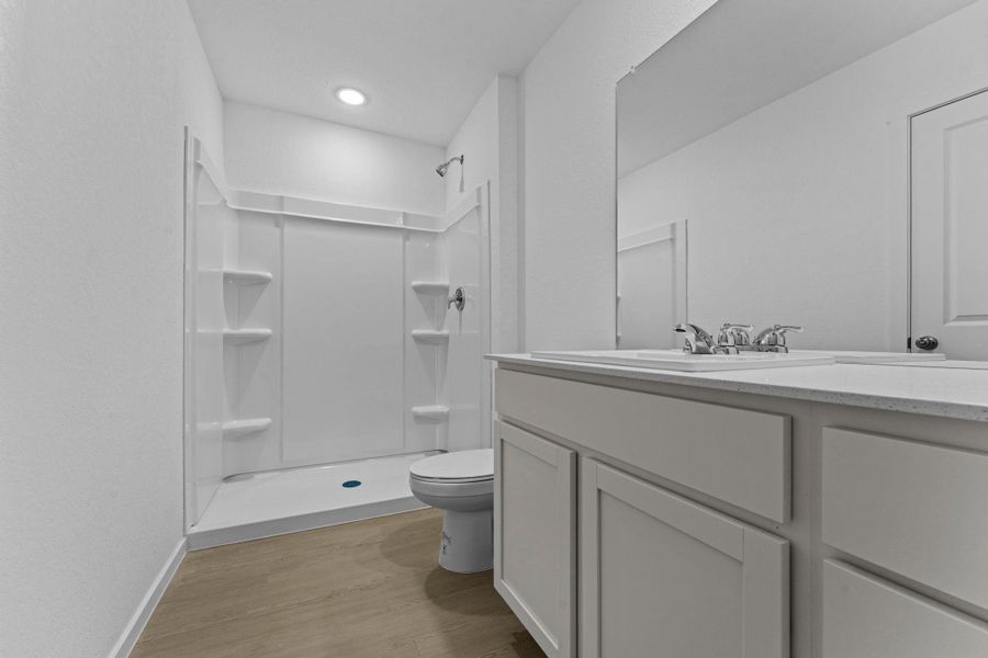 Furnished interior view inside a new home in Friendship Oaks, Fredericksburg (Image 5).