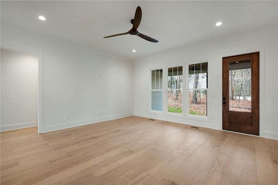 Spacious, unfurnished interior of a new home in , Calhoun (Image 18).