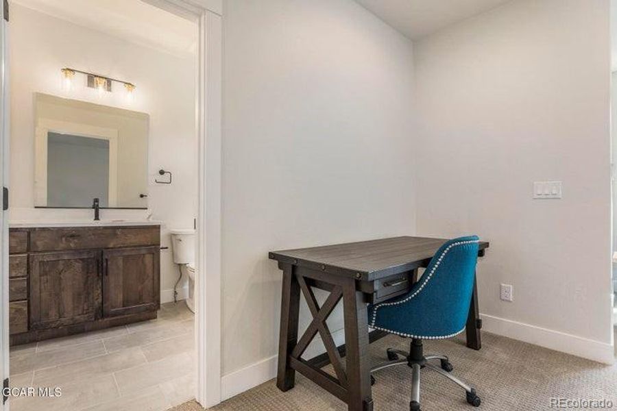 Furnished interior view inside a new home in , Granby (Image 30).