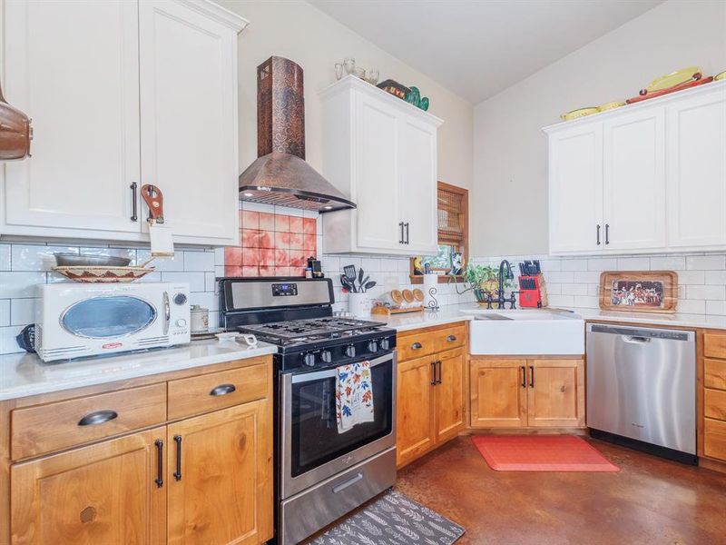 Furnished interior view inside a new home in , Coleman (Image 6).