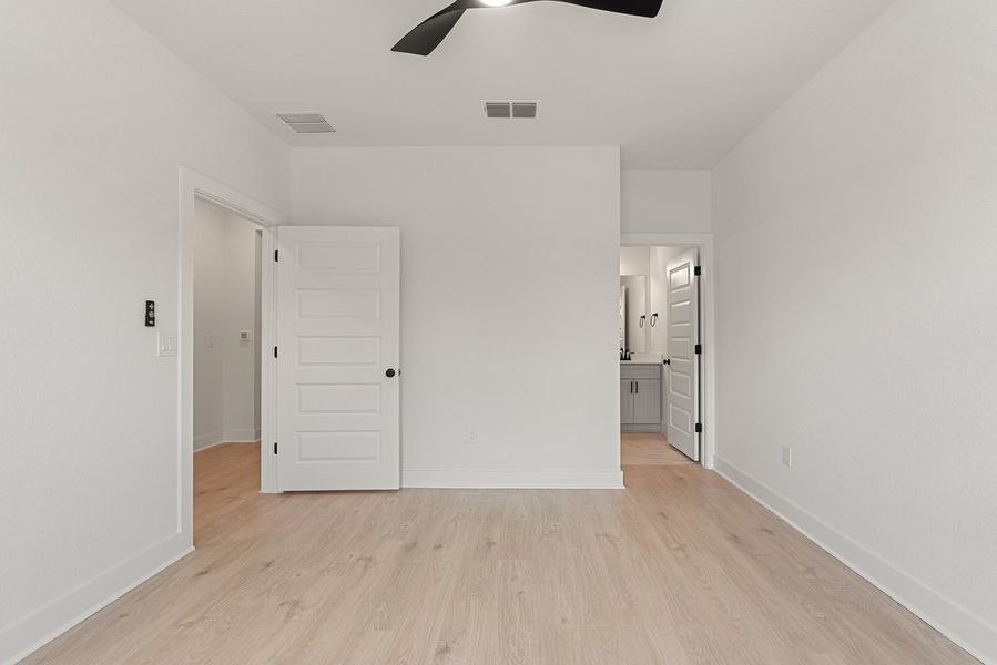 Spacious, unfurnished interior of a new home in Koenig Townhomes, Austin (Image 17).
