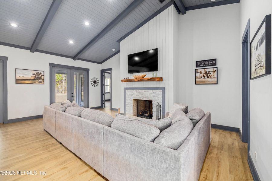 Furnished interior view inside a new home in , Jacksonville (Image 35).