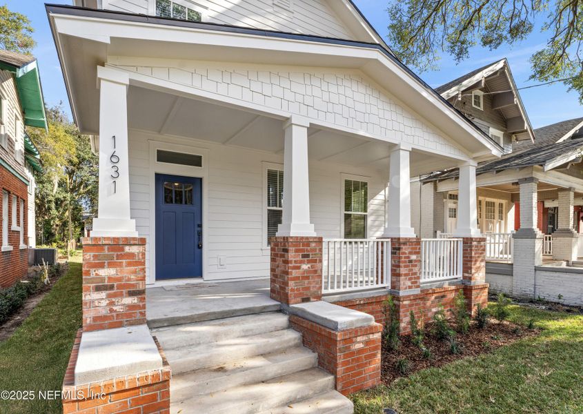 Exterior details and patio area of a home in , Jacksonville (Image 19). Exterior details and patio area of a home in , Jacksonville (Image 19).