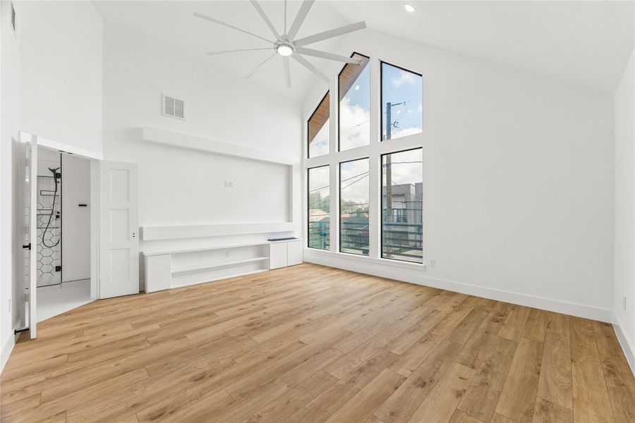 Spacious, unfurnished interior of a new home in , Houston (Image 8). Spacious, unfurnished interior of a new home in , Houston (Image 8).