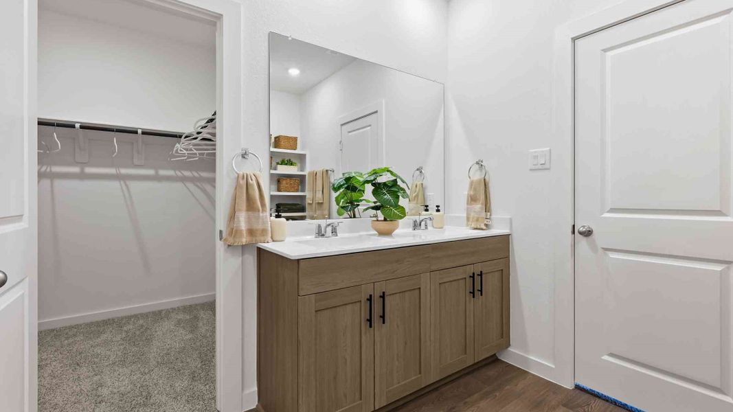 Furnished interior view inside a new home in Emberly, Beasley (Image 22).