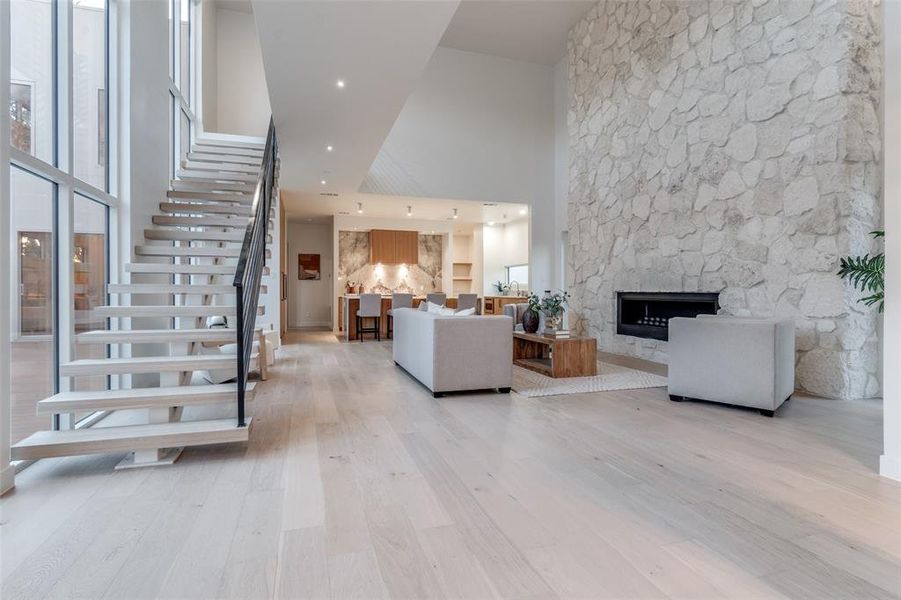 Furnished interior view inside a new home in , Dallas (Image 6).