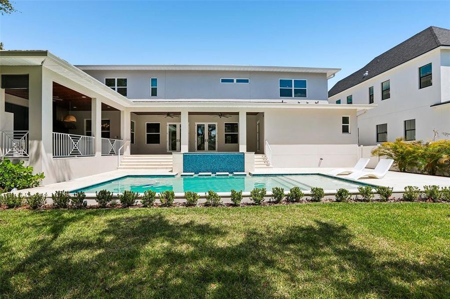 Exterior details and patio area of a home in , Tampa (Image 38).
