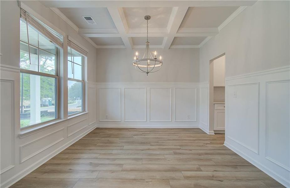 Spacious, unfurnished interior of a new home in Riverbend Overlook, Fayetteville (Image 10).