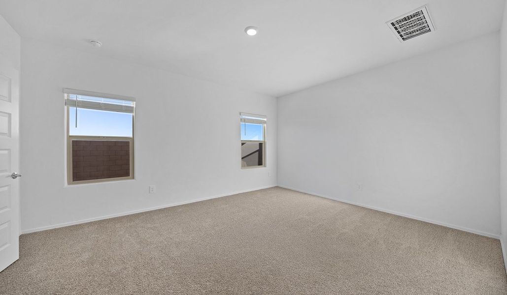 Representative unfurnished interior of a home built from the Lakeway - H40L by D.R. Horton in Sycamore Vista, Vail (Image 33).