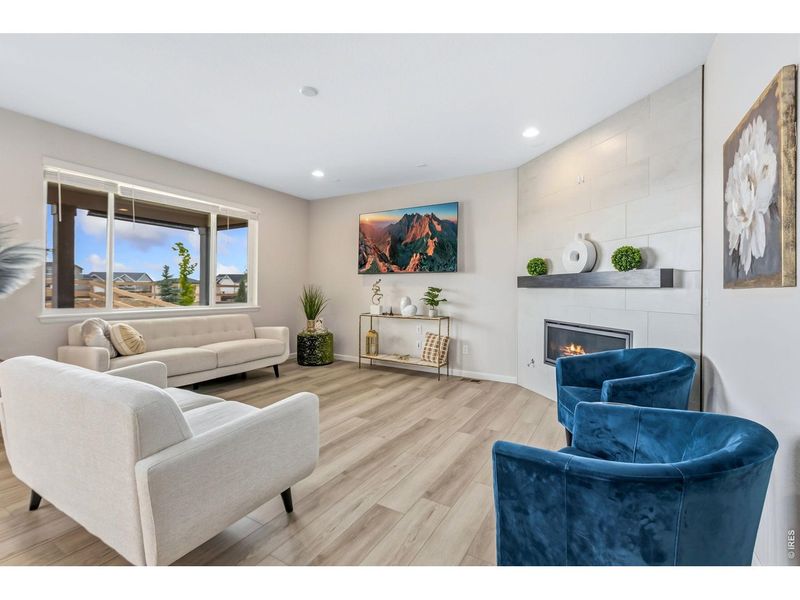 Furnished interior view inside a new home in Prairie Song, Windsor (Image 15).