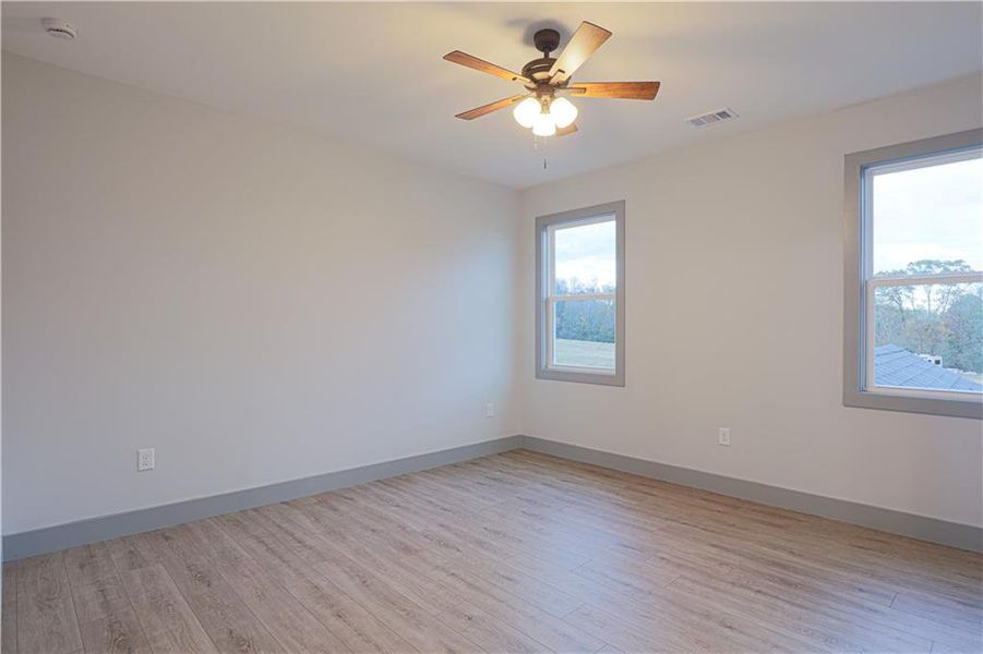 Spacious, unfurnished interior of a new home in , Maysville (Image 39).