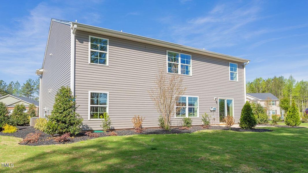 Hayden Model-DR Horton-43