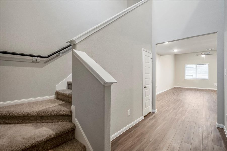 Spacious, unfurnished interior of a new home in , Conroe (Image 21). Spacious, unfurnished interior of a new home in , Conroe (Image 21).