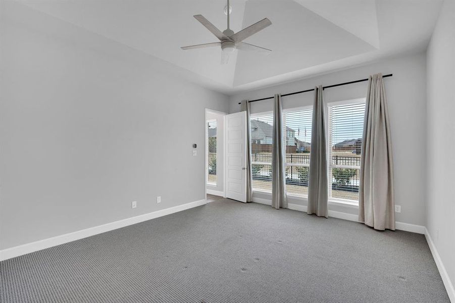 Spacious, unfurnished interior of a new home in Bridgewater, Midlothian (Image 20).