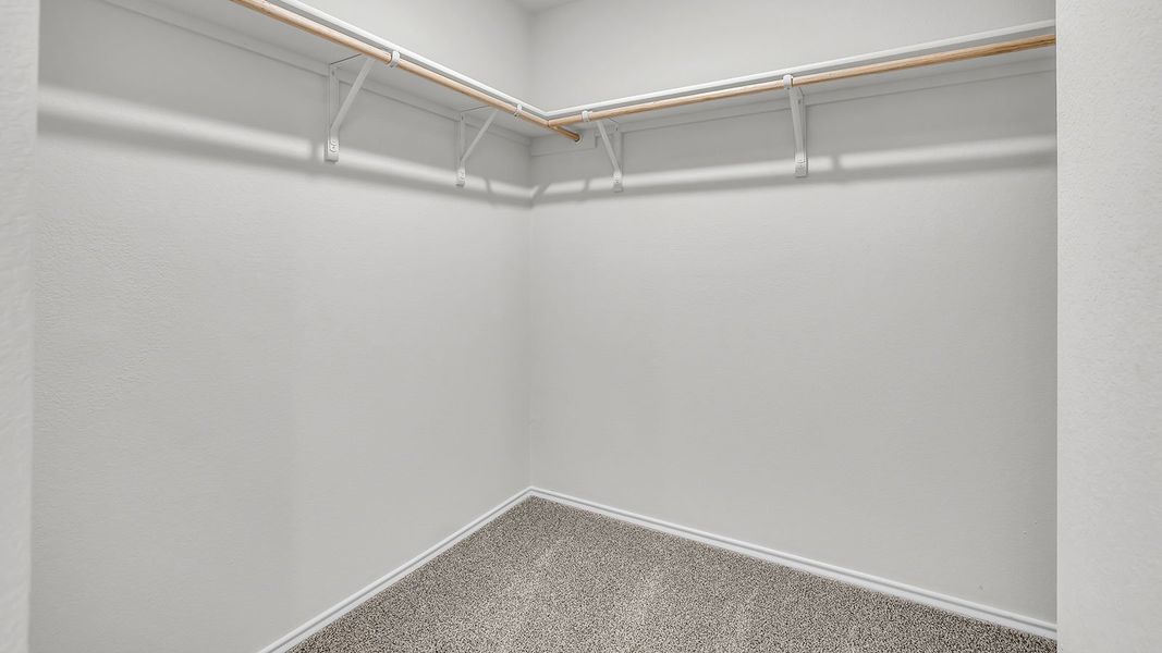 Spacious, unfurnished interior of a new home in Bollinger, Maxwell (Image 26).