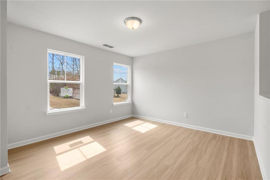 Spacious, unfurnished interior of a new home in Riverwood, Dallas (Image 21). Spacious, unfurnished interior of a new home in Riverwood, Dallas (Image 21).