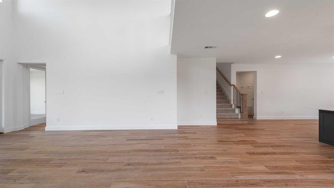 Spacious, unfurnished interior of a new home in The Lakes Of Somercrest 60', Midlothian (Image 25). Spacious, unfurnished interior of a new home in The Lakes Of Somercrest 60', Midlothian (Image 25).