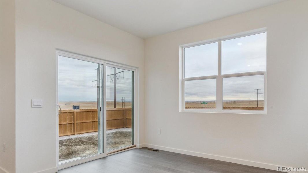 Spacious, unfurnished interior of a new home in Silver Peaks, Lochbuie (Image 21).