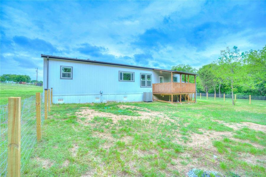 Exterior details and patio area of a home in , Springtown (Image 23).