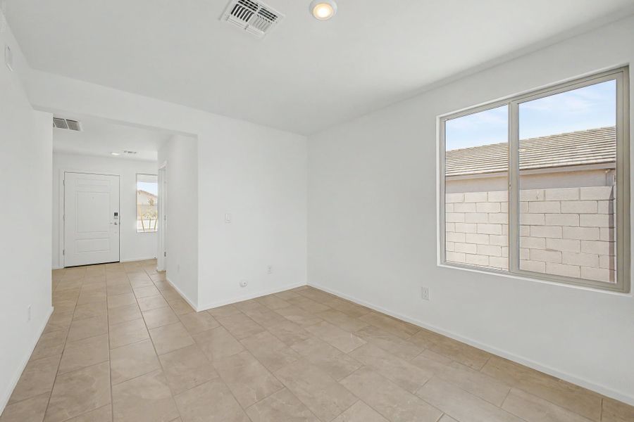 Spacious, unfurnished interior of a new home in Wildera, San Tan Valley (Image 10). Spacious, unfurnished interior of a new home in Wildera, San Tan Valley (Image 10).