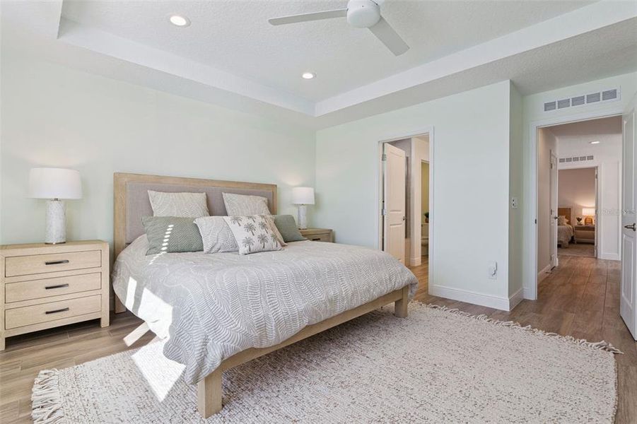 Furnished interior view inside a new home in , Winter Garden (Image 39).