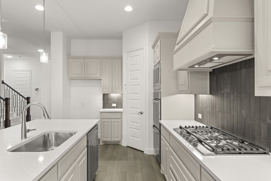 Furnished interior view inside a new home in River Ranch, Van Alstyne (Image 8).