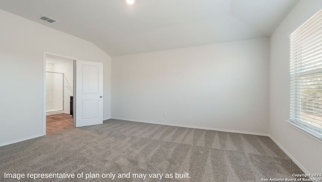Spacious, unfurnished interior of a new home in Langdon, San Antonio (Image 11).
