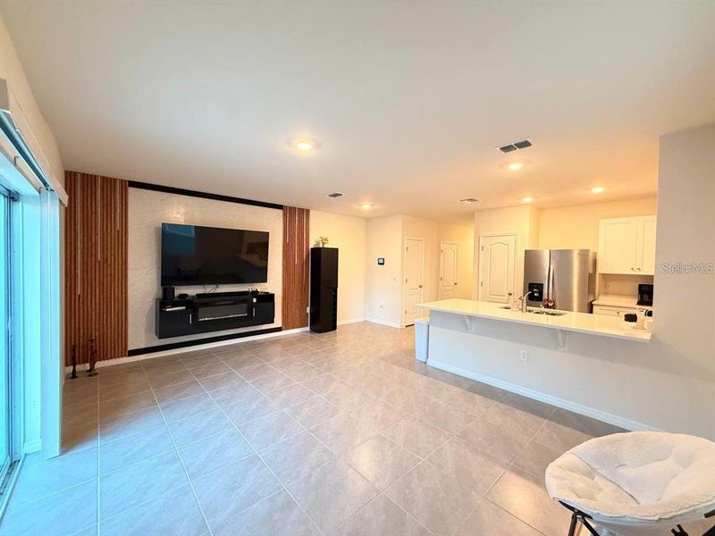 Furnished interior view inside a new home in , Davenport (Image 5).