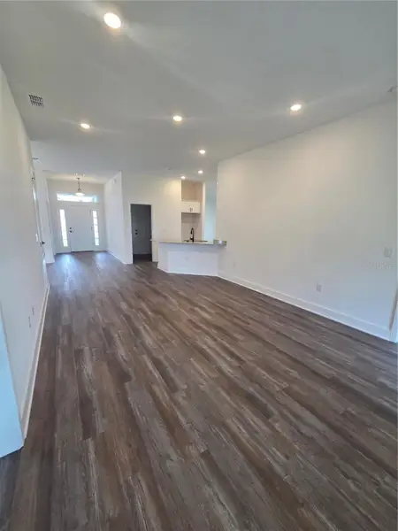 Spacious, unfurnished interior of a new home in Highland Hills, Hudson (Image 12). Spacious, unfurnished interior of a new home in Highland Hills, Hudson (Image 12).