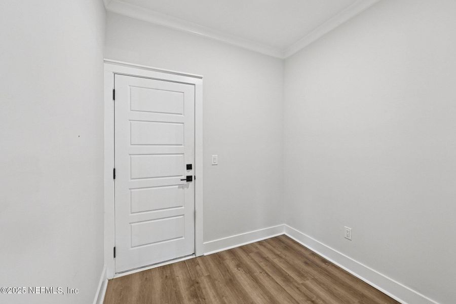 Spacious, unfurnished interior of a new home in , Fernandina Beach (Image 47).