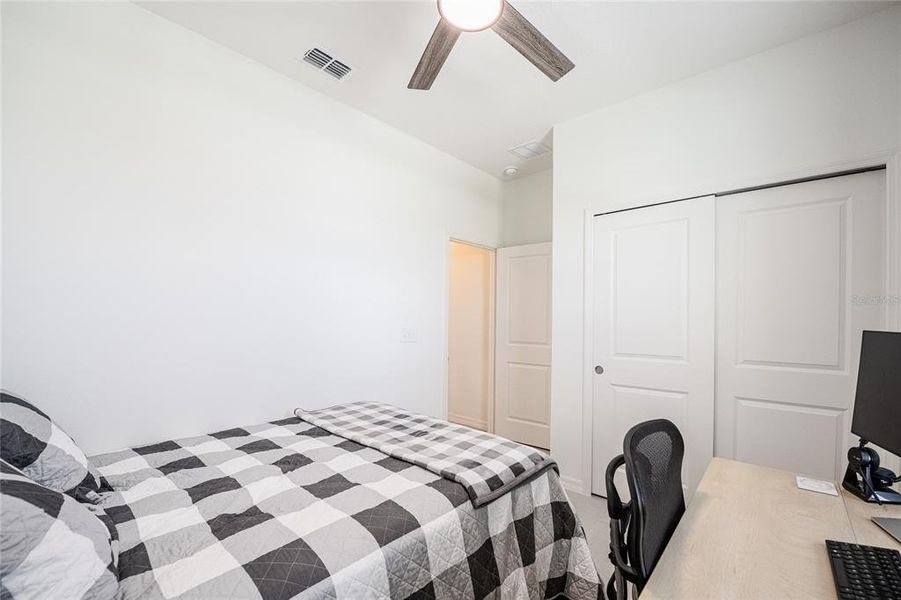 Furnished interior view inside a new home in , Bartow (Image 10).