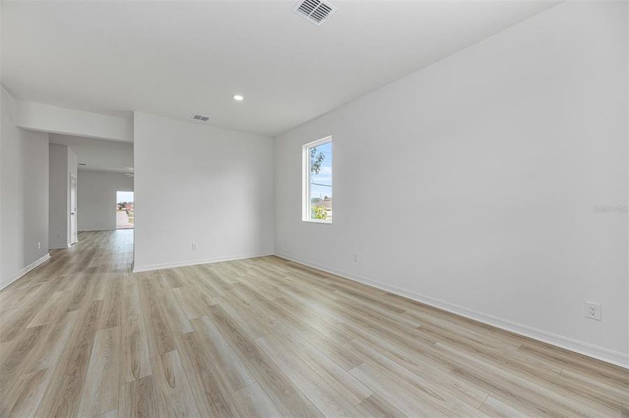 Spacious, unfurnished interior of a new home in Poinciana, Poinciana (Image 17). Spacious, unfurnished interior of a new home in Poinciana, Poinciana (Image 17).