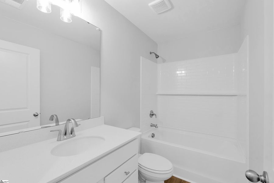 Furnished interior view inside a new home in Sedona, Greenville (Image 16).