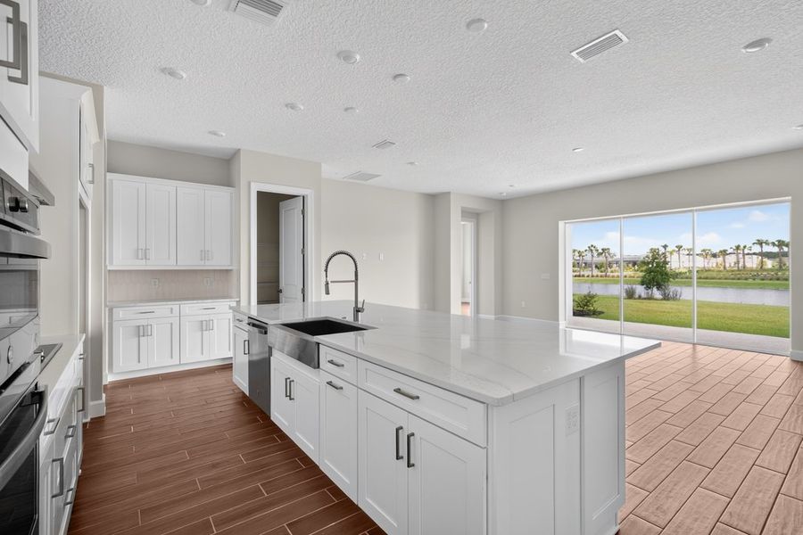 Image 8 of a home in Westview Community Group Page.