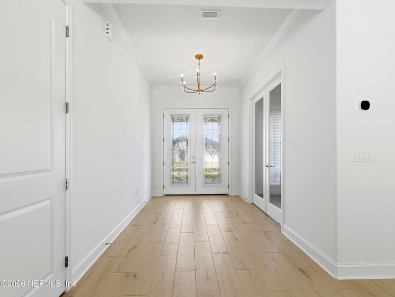 Spacious, unfurnished interior of a new home in Silver Landing At Silverleaf, St. Augustine (Image 70).