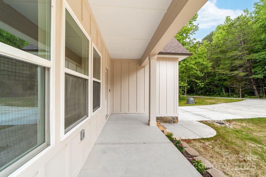 Image 32 of a home in . Image 32 of a home in .