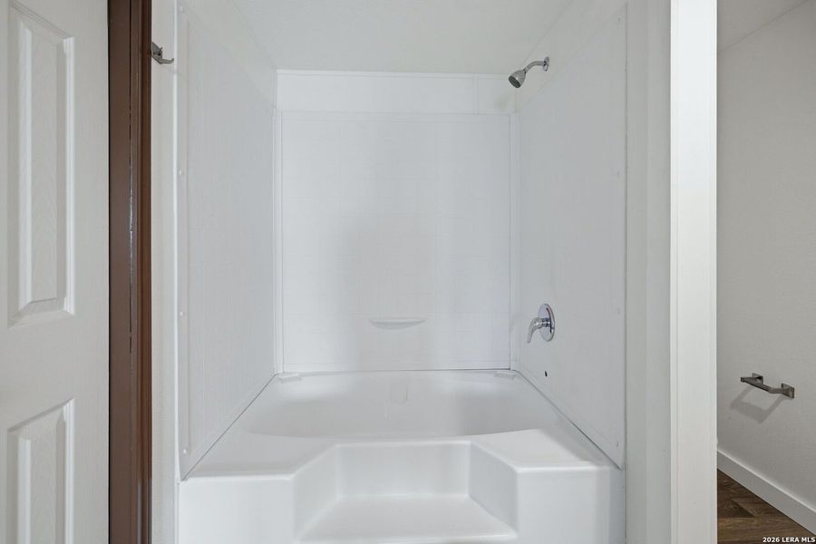 Image 43 of a home in .