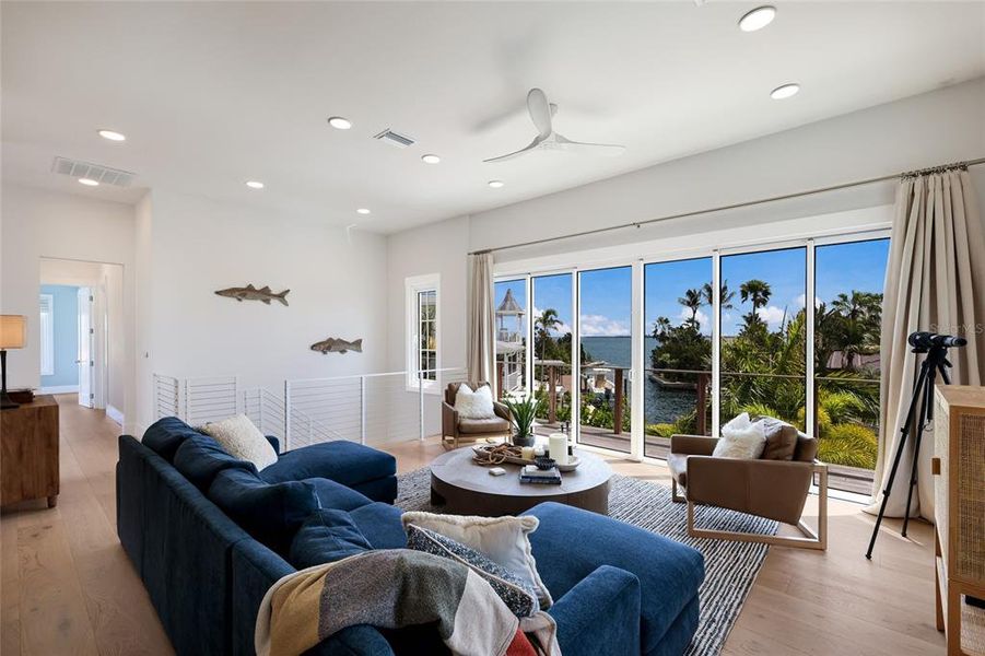 Furnished interior view inside a new home in , Bradenton Beach (Image 38).